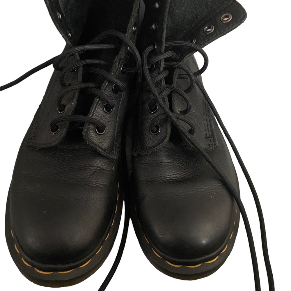 Doc Marten’s WOMEN'S PASCAL VIRGINIA LEATHER BOOTS vguc Size 7 38 Euro